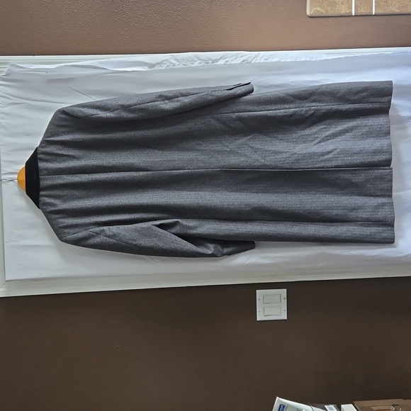 Coat - Picture 9 of 16